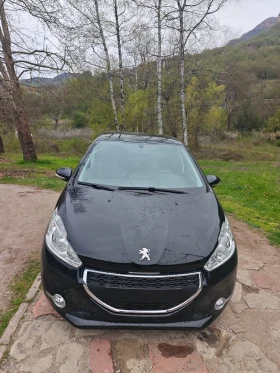 Peugeot 208 1.2I НОВ ВНОС, снимка 12