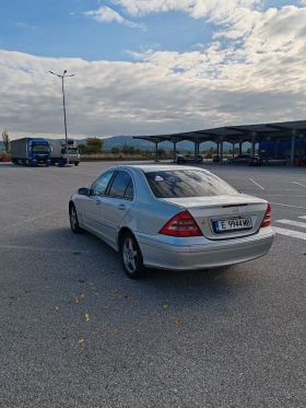 Mercedes-Benz C 200 2.0 Compresor, снимка 3