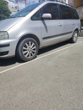 VW Sharan Регистриран! , снимка 2