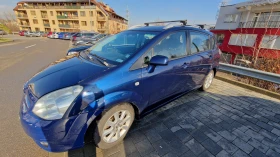 Toyota Corolla verso, снимка 1