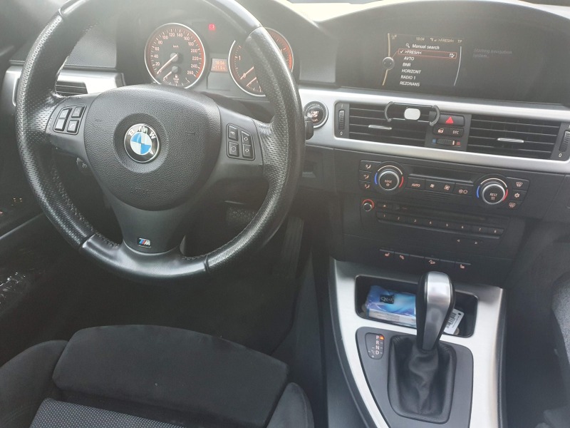 BMW 330 xDrive, снимка 9 - Автомобили и джипове - 45455762