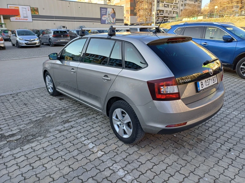 Skoda Rapid, снимка 6 - Автомобили и джипове - 48575359