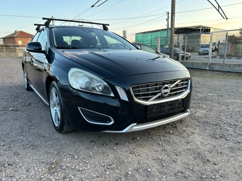 Volvo S60 1.6d R-LINE, снимка 3 - Автомобили и джипове - 49041978