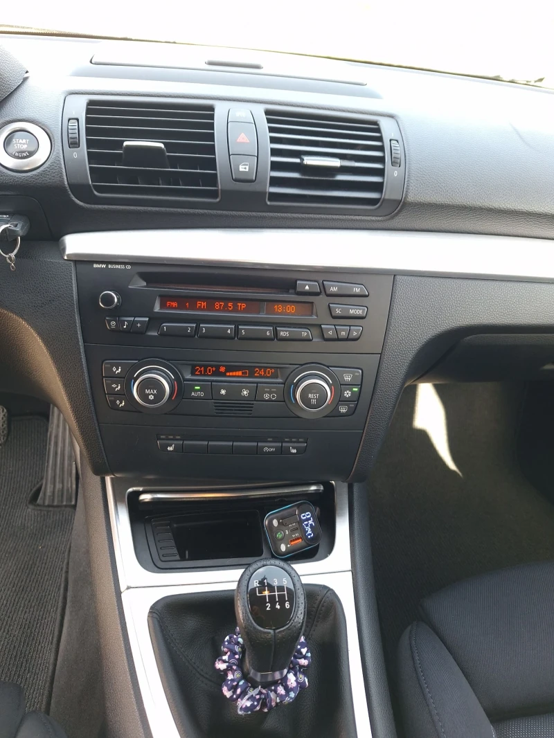 BMW 118 2.0 i 143 ks 152 000km, снимка 13 - Автомобили и джипове - 52498501