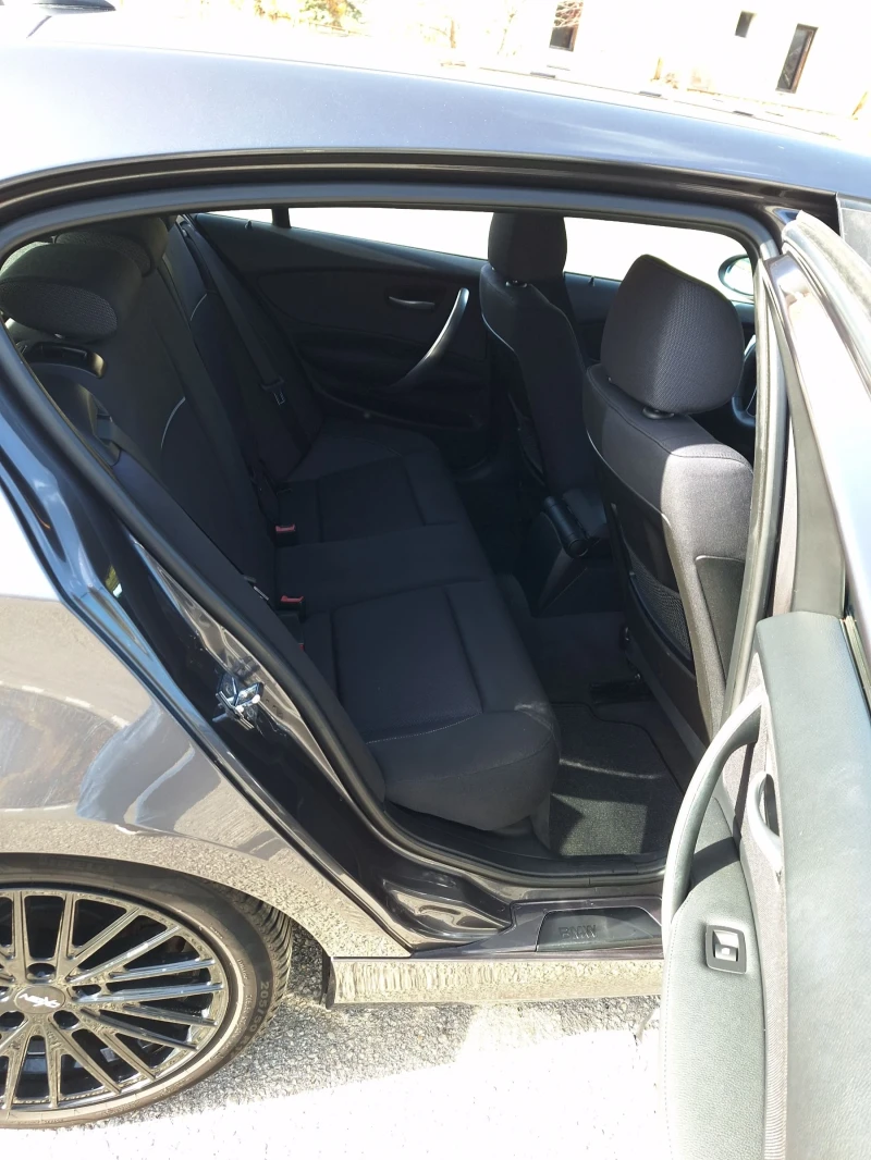 BMW 118 2.0 i 143 ks 152 000km, снимка 16 - Автомобили и джипове - 52498501