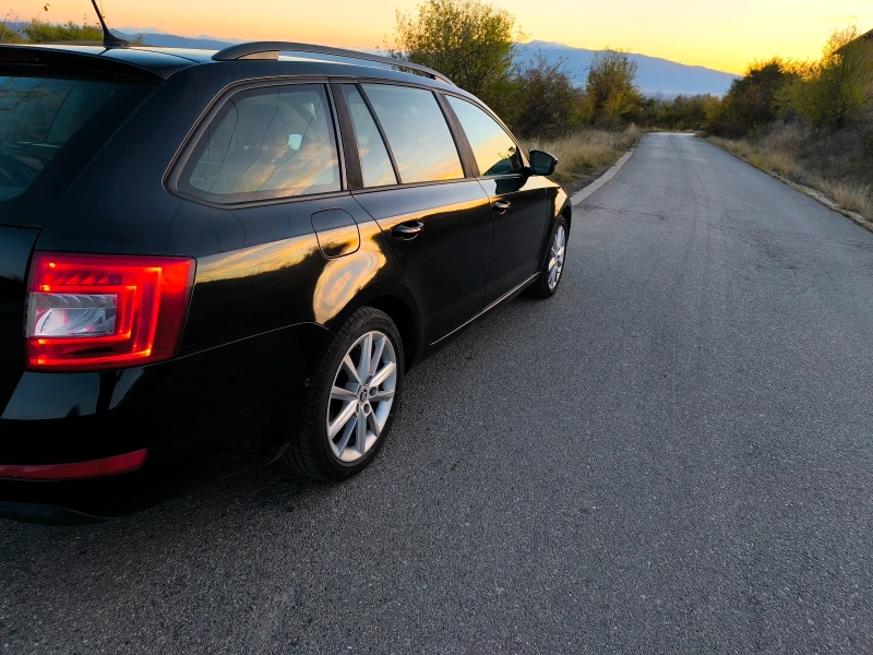 Skoda Octavia, снимка 8 - Автомобили и джипове - 52109745