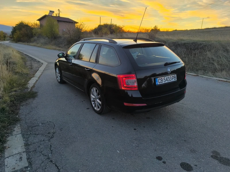 Skoda Octavia, снимка 6 - Автомобили и джипове - 52109745