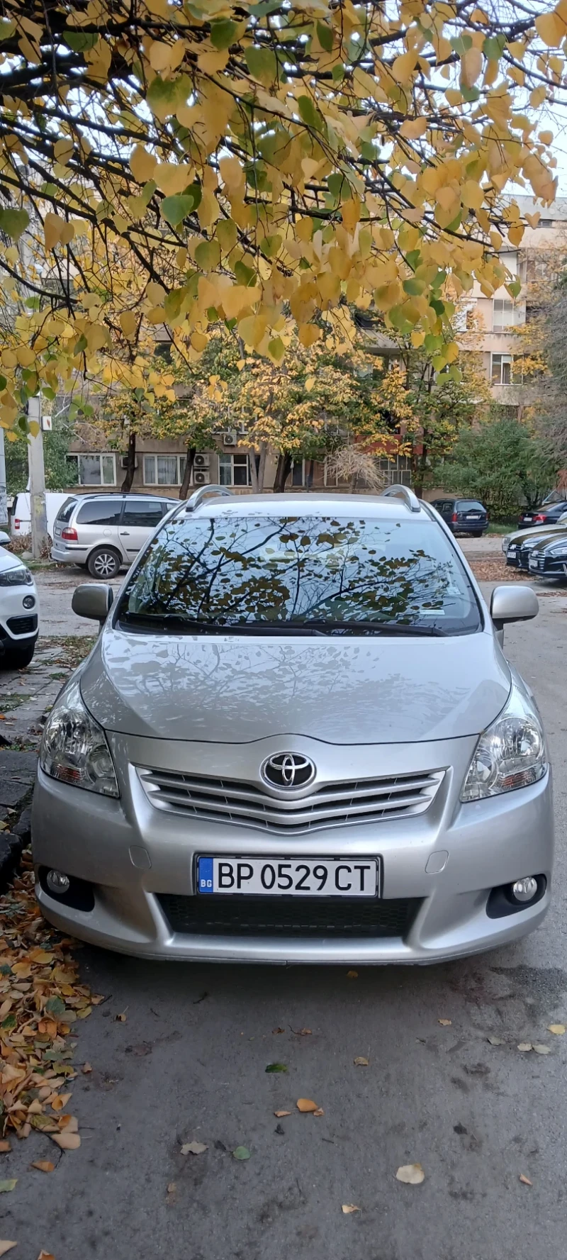 Toyota Verso 1.8, снимка 2 - Автомобили и джипове - 52267565