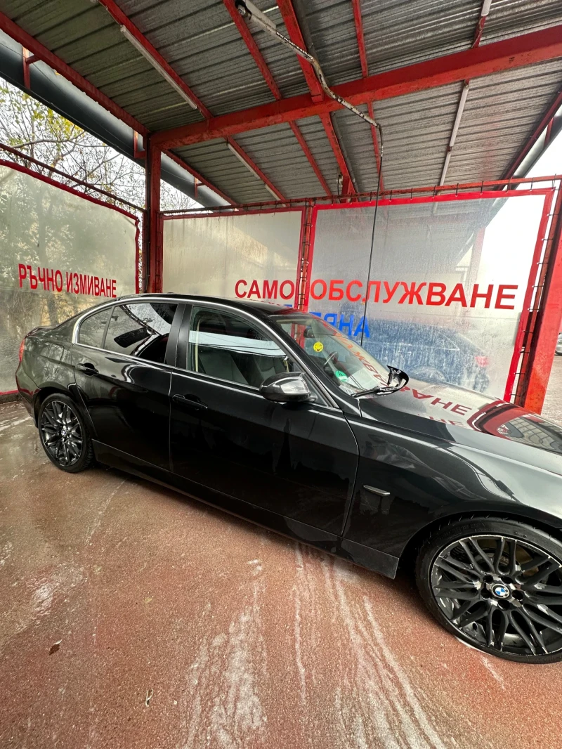 BMW 330 330d X-Drive, снимка 7 - Автомобили и джипове - 52640352