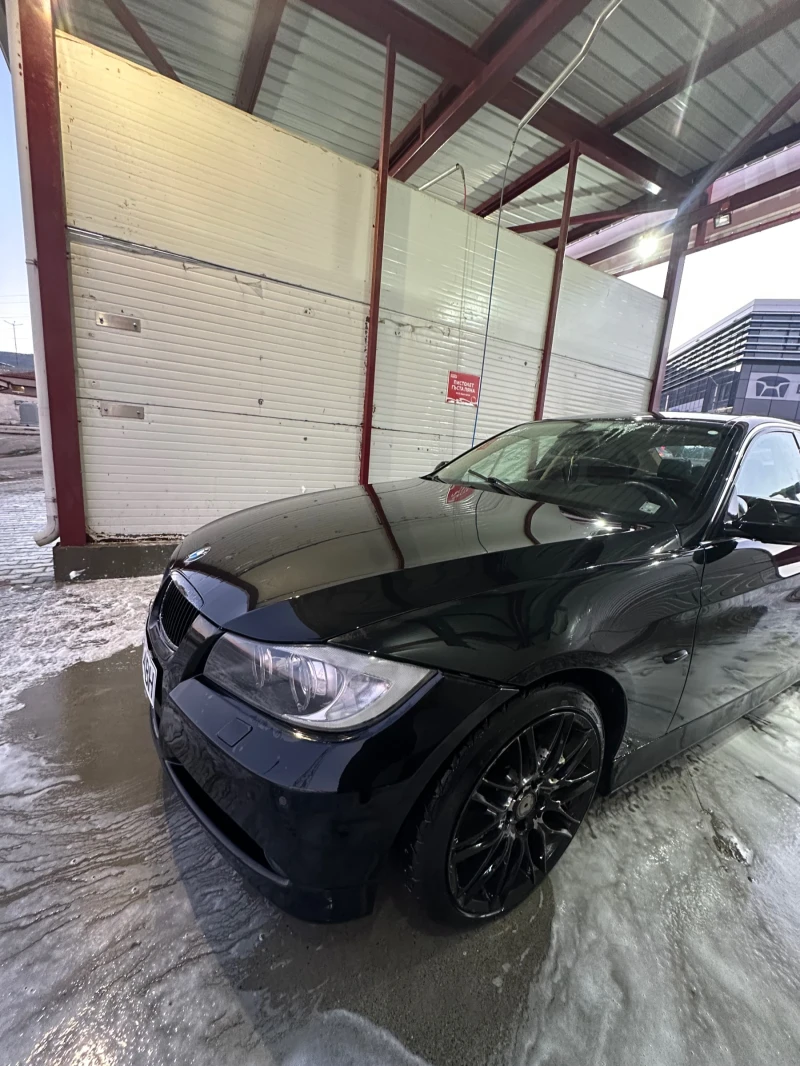 BMW 330 330d X-Drive, снимка 12 - Автомобили и джипове - 52640352