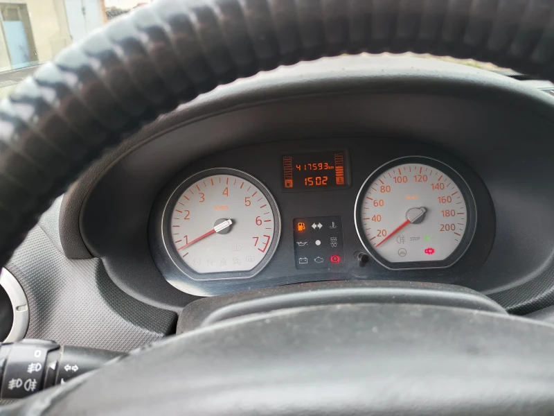 Dacia Sandero, снимка 9 - Автомобили и джипове - 52699331