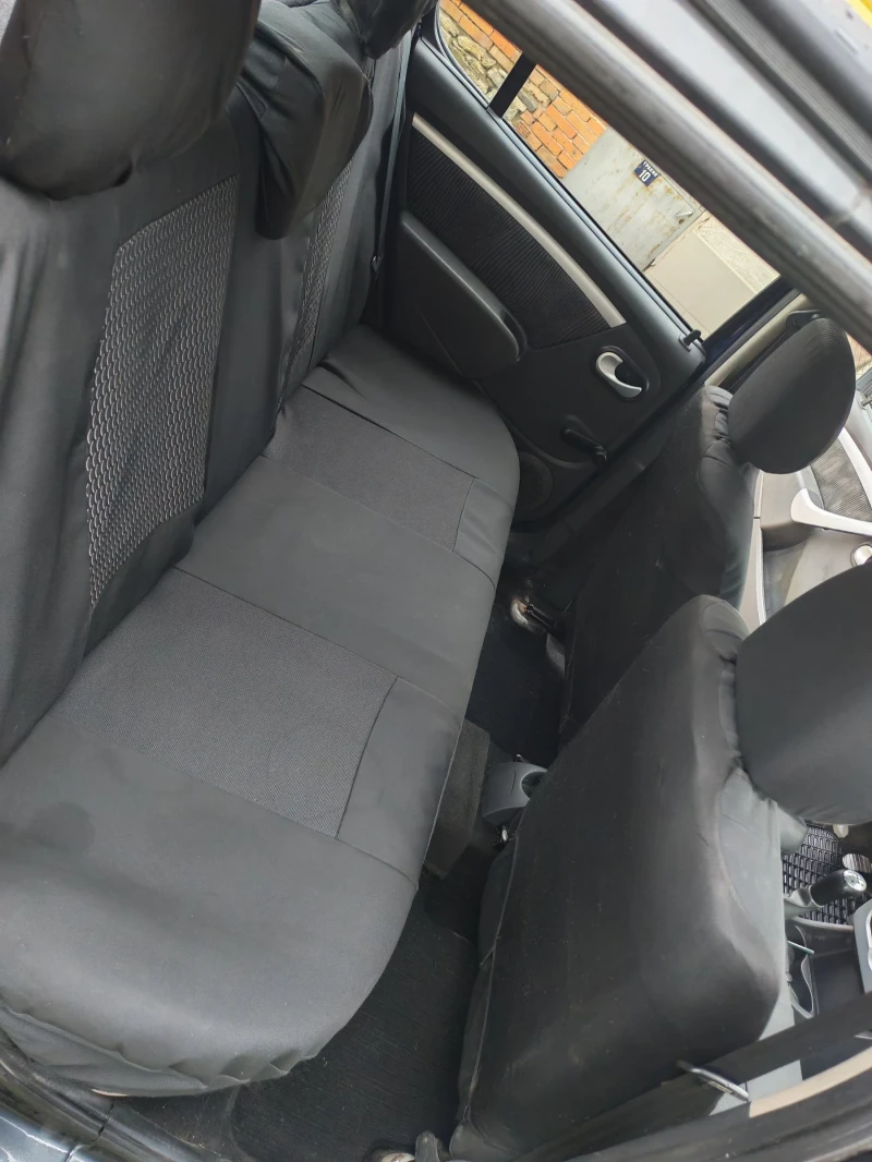 Dacia Sandero, снимка 12 - Автомобили и джипове - 52699331
