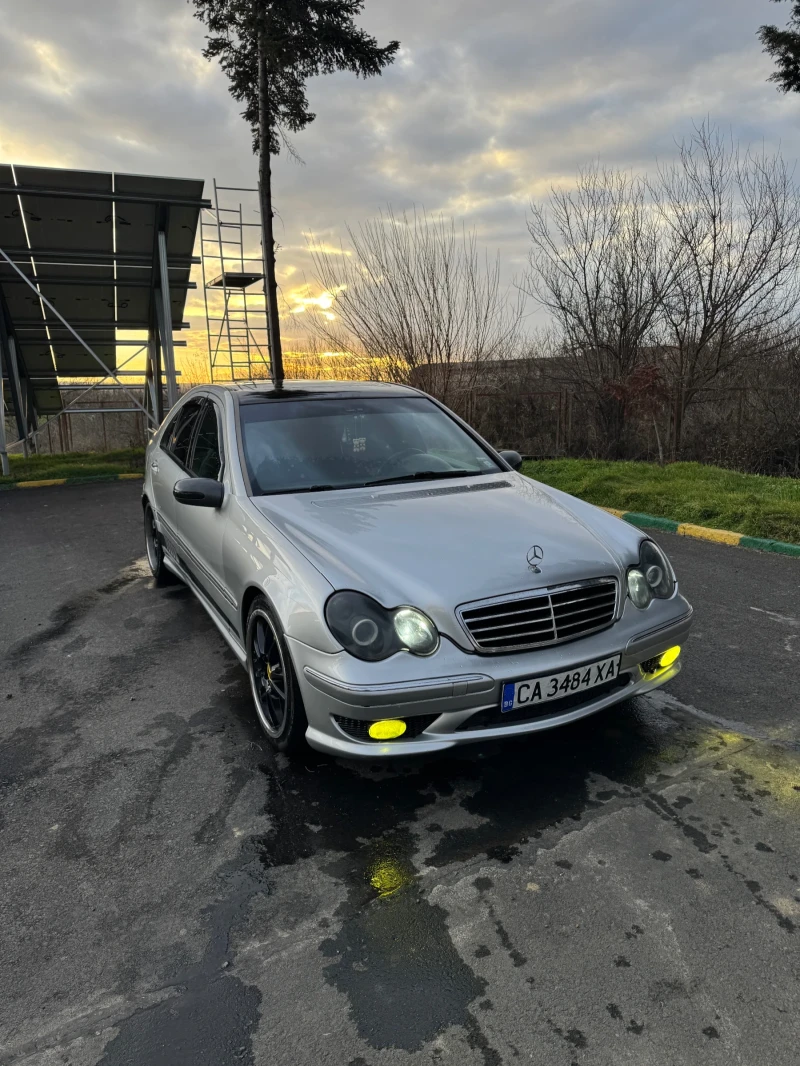 Mercedes-Benz C 320, снимка 2 - Автомобили и джипове - 52967027