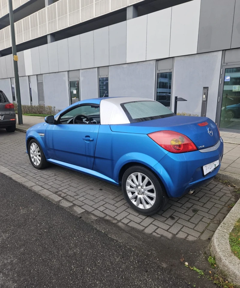 Opel Tigra, снимка 4 - Автомобили и джипове - 53000511