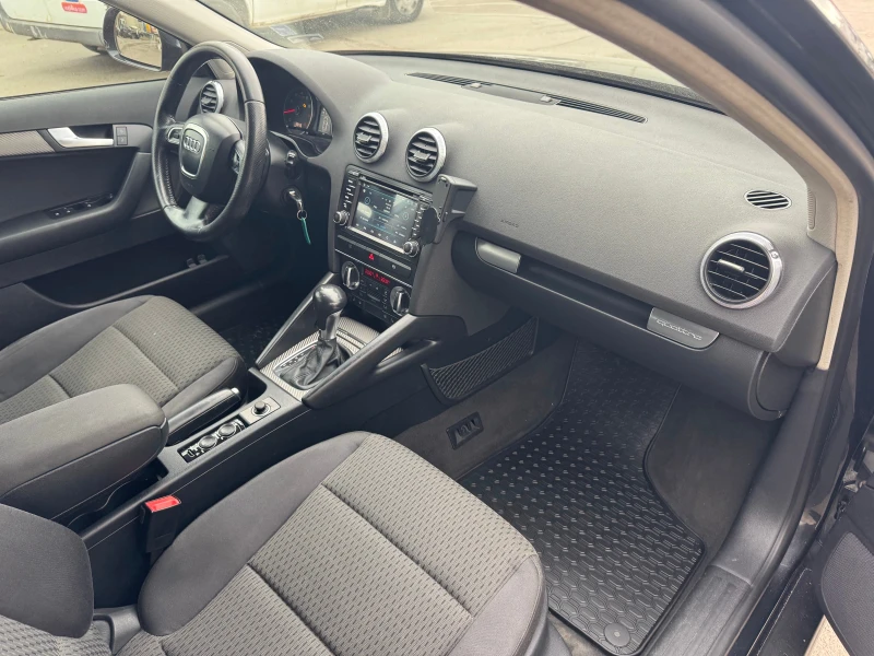 Audi A3 2.0 TFSI Quattro Sportback Facelift, снимка 13 - Автомобили и джипове - 53003008