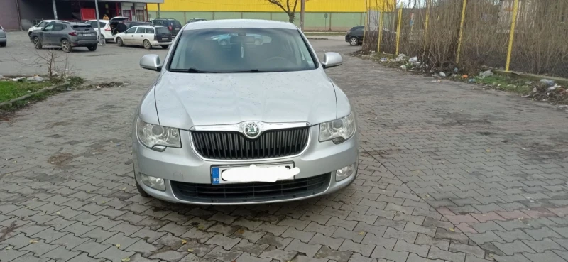 Skoda Superb 1.8 TSI, снимка 2 - Автомобили и джипове - 53566526