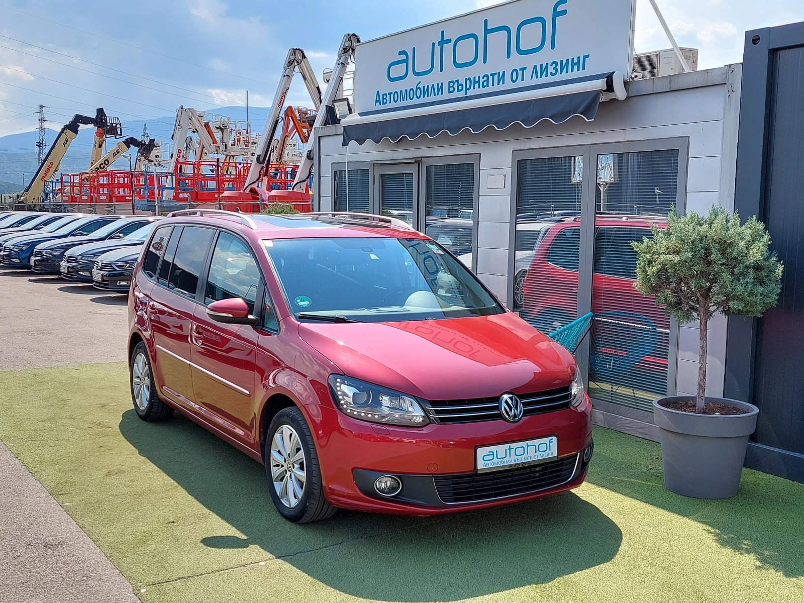 VW Touran 2.0TDI/140k.c./6MT - изображение 6