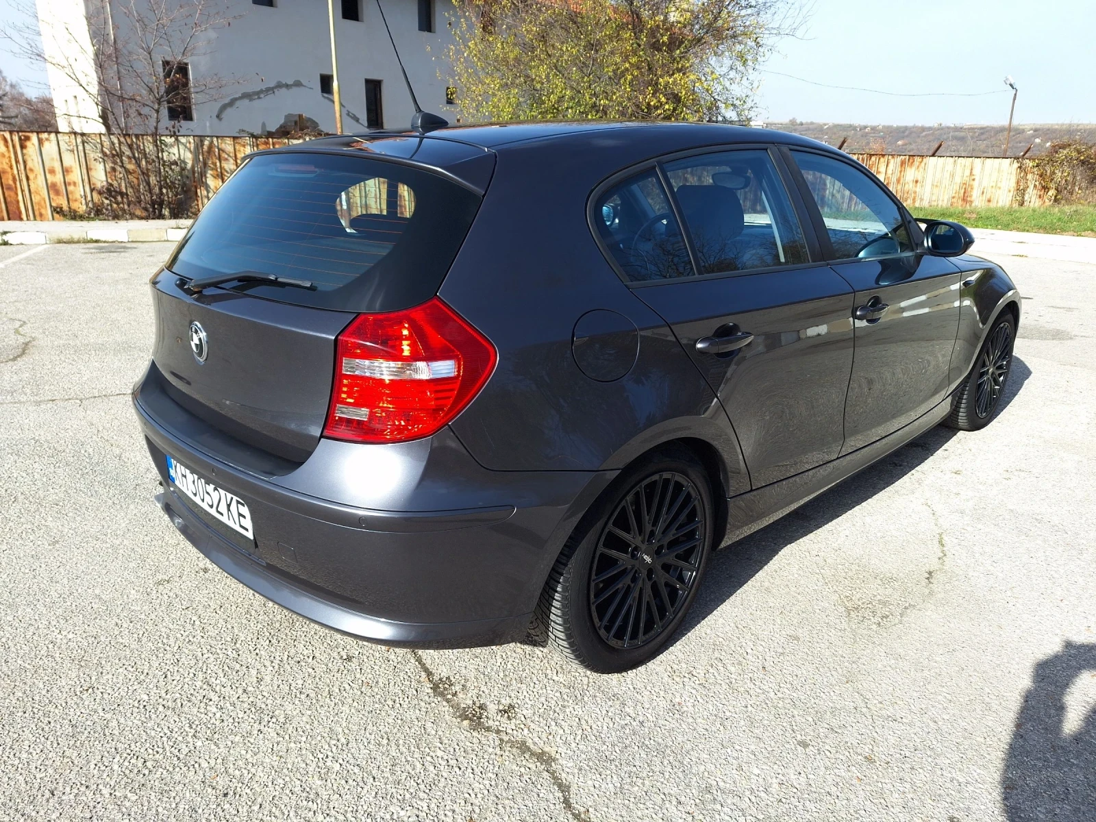 BMW 118 2.0 i 143 ks 152 000km - изображение 4