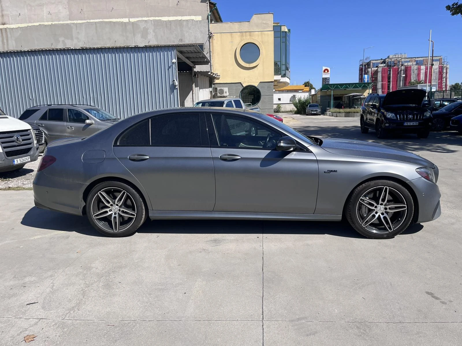 Mercedes-Benz E 53 AMG 4M Night Package - изображение 6