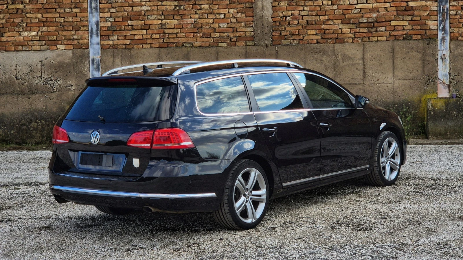 VW Passat ЛИЗИНГ100%ОДОБРЕНИЕ R-LINE 2.0TDI 177 DSG 4 MOTION - изображение 6
