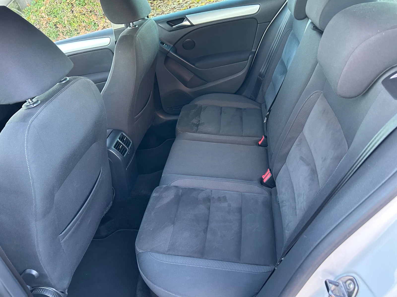 VW Golf 2.0 TDI HIGH LINE 140 .. | Mobile.bg   11