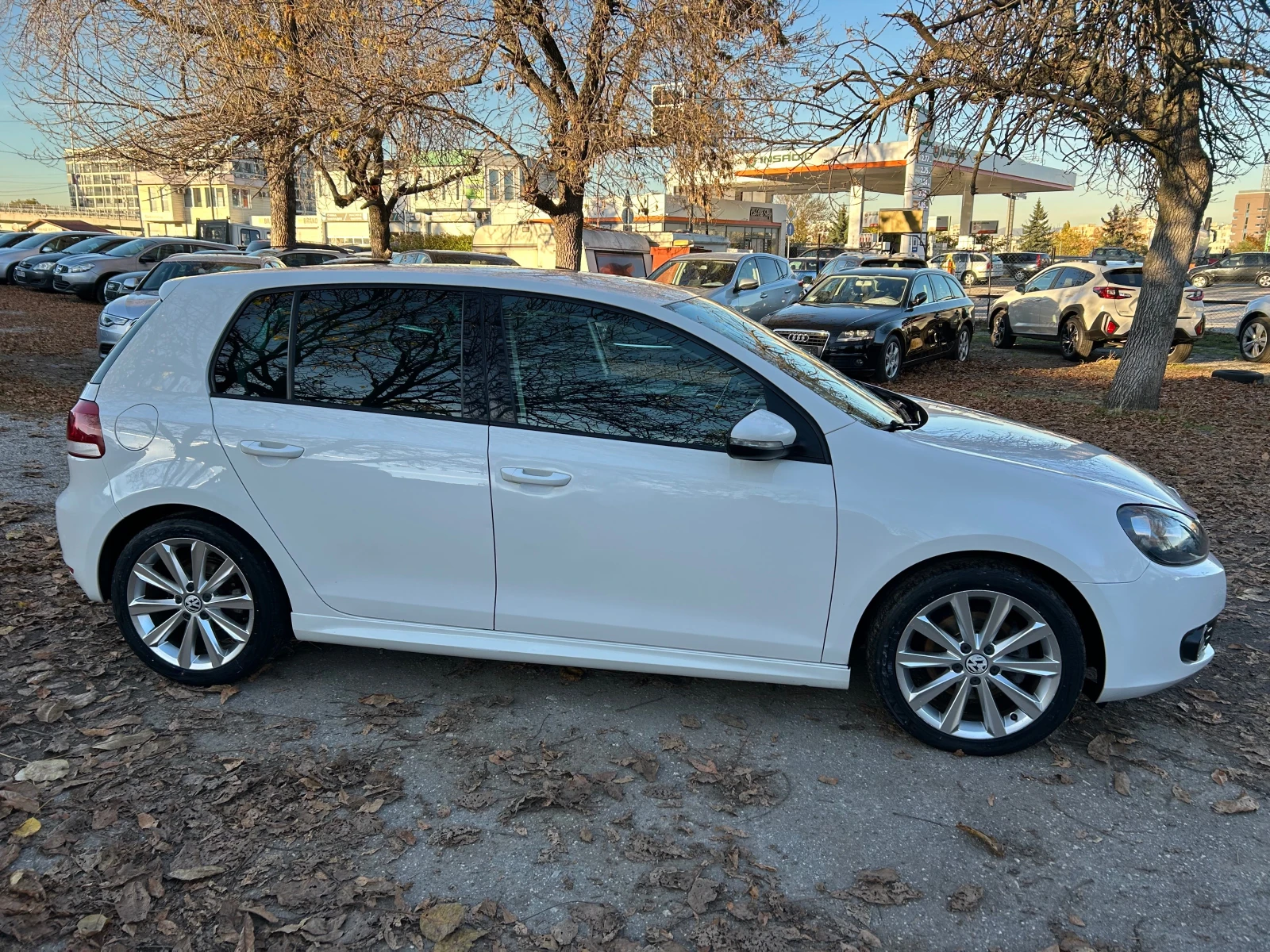 VW Golf 2.0 TDI HIGH LINE 140 .. | Mobile.bg   4