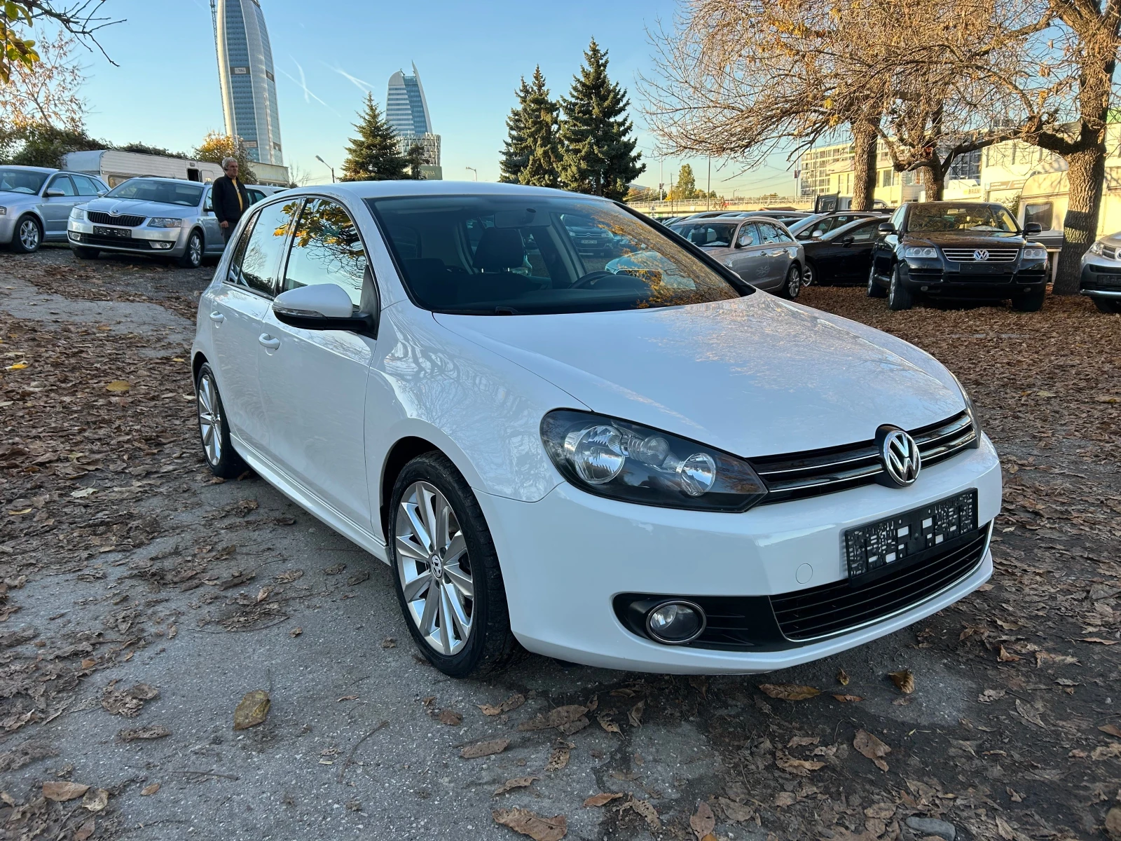 VW Golf 2.0 TDI HIGH LINE 140 .. | Mobile.bg   3
