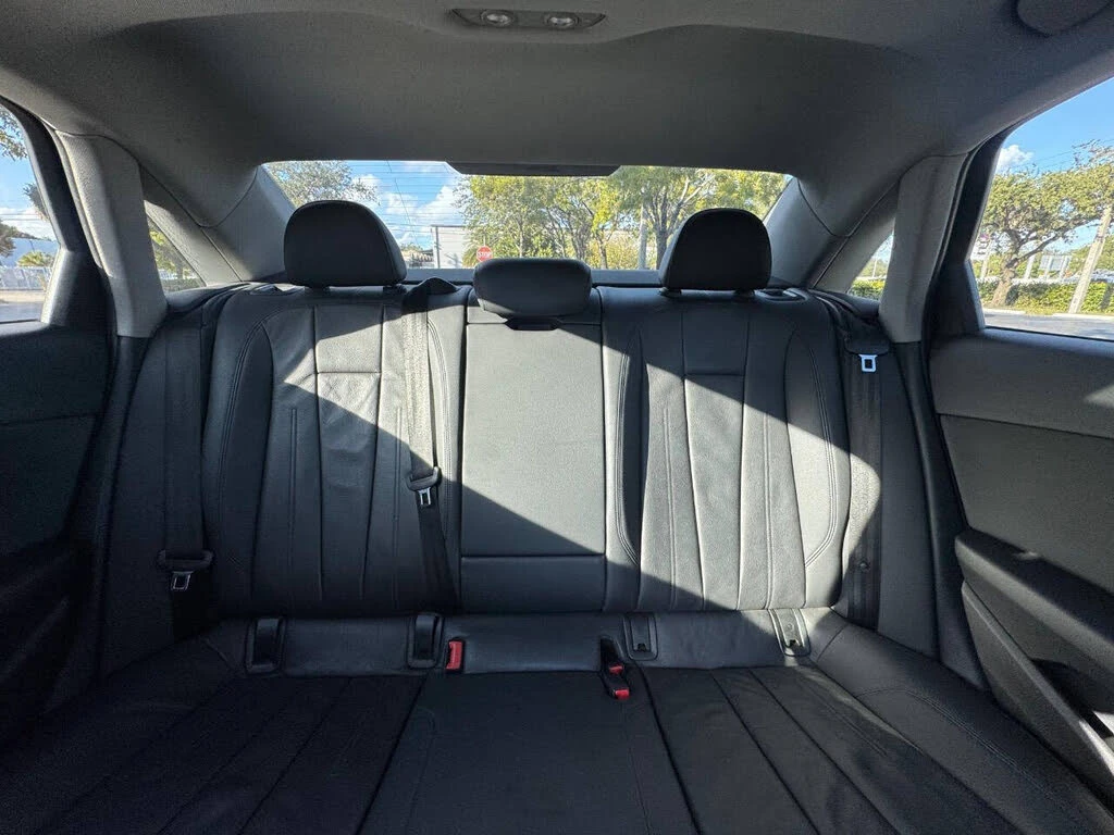 Audi A4 Ultra-Premium+ * HeadUp* АвтоКредит* (ЦЕНА ДО БГ) - изображение 10