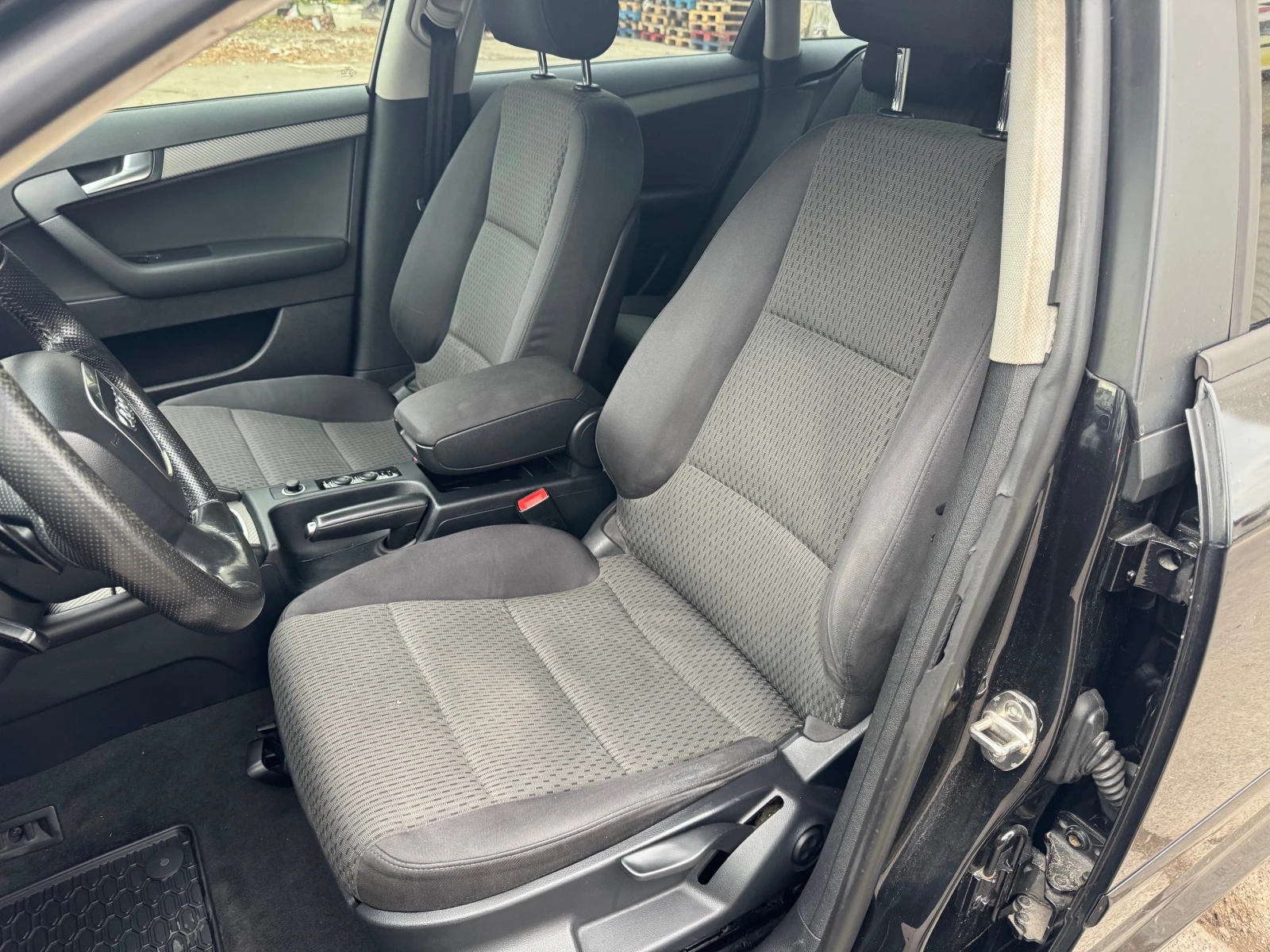 Audi A3 2.0 TFSI Quattro Sportback Facelift - изображение 10