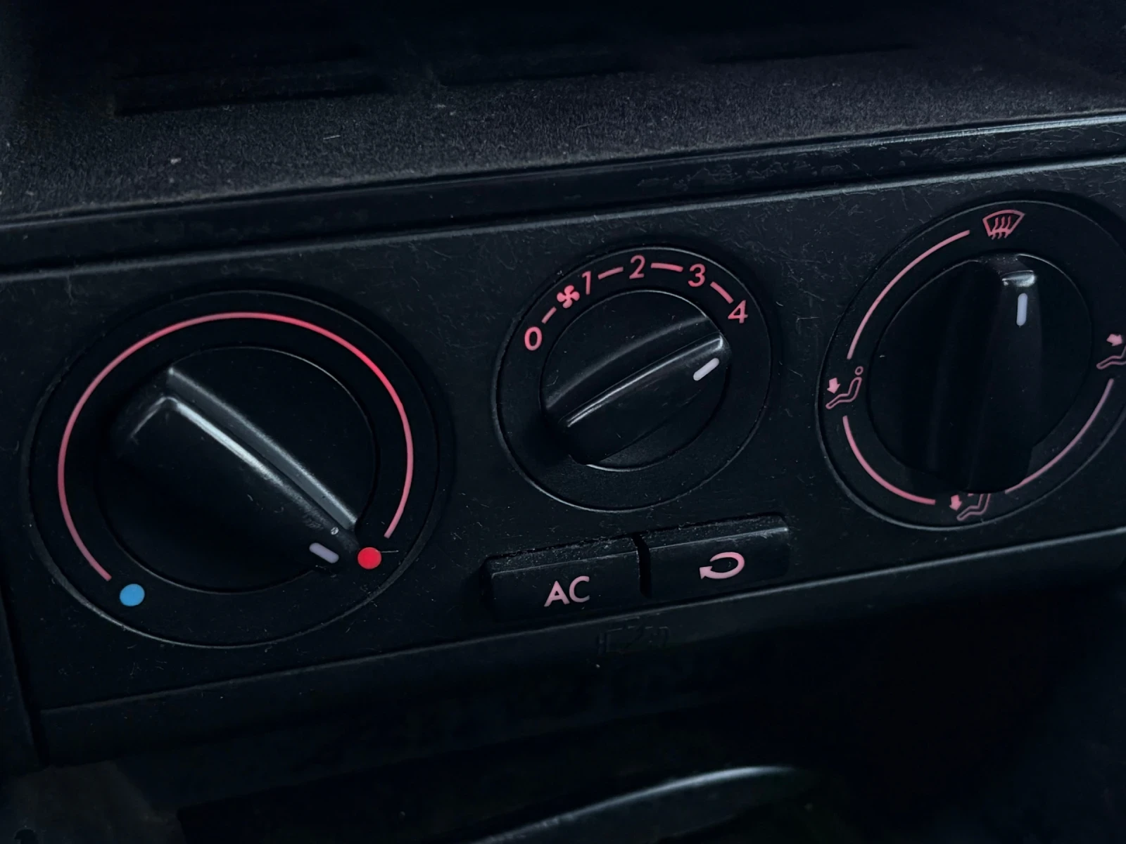 VW Golf, снимка 6 - Автомобили и джипове - 53813347