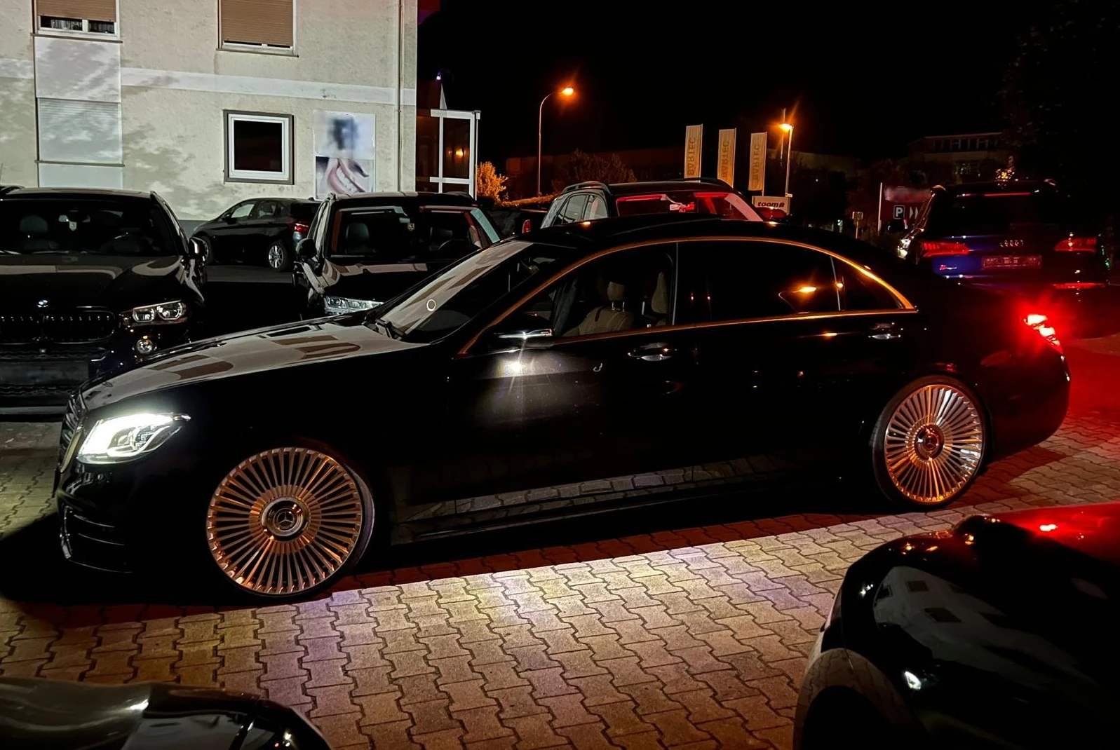 Mercedes-Benz S 560 Long 4Matic AMG-Line, снимка 4 - Автомобили и джипове - 53887366