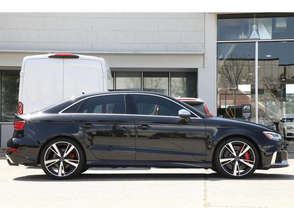 Audi Rs3 2.5T* quattro* AвтоКредит * (ЦЕНА ДО БГ), снимка 11 - Автомобили и джипове - 54002682