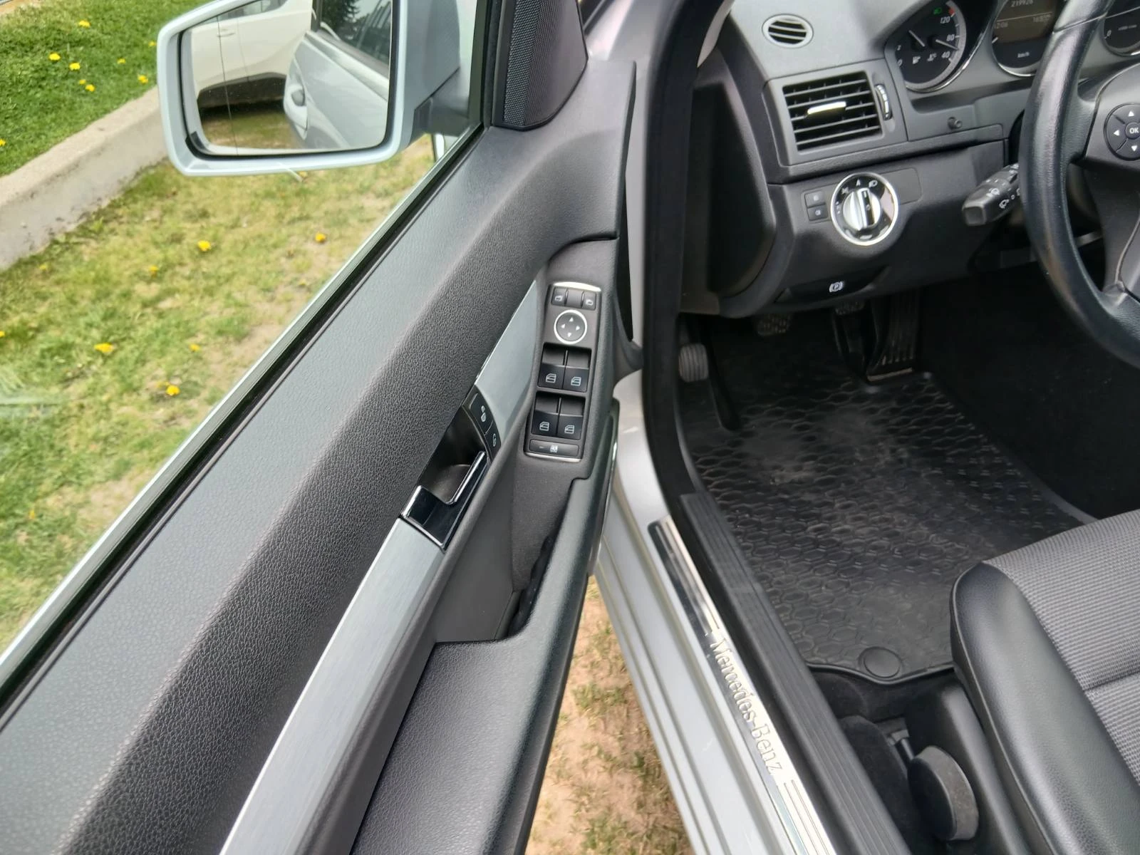 Mercedes-Benz C 220 CDI | Mobile.bg � ����������� 12