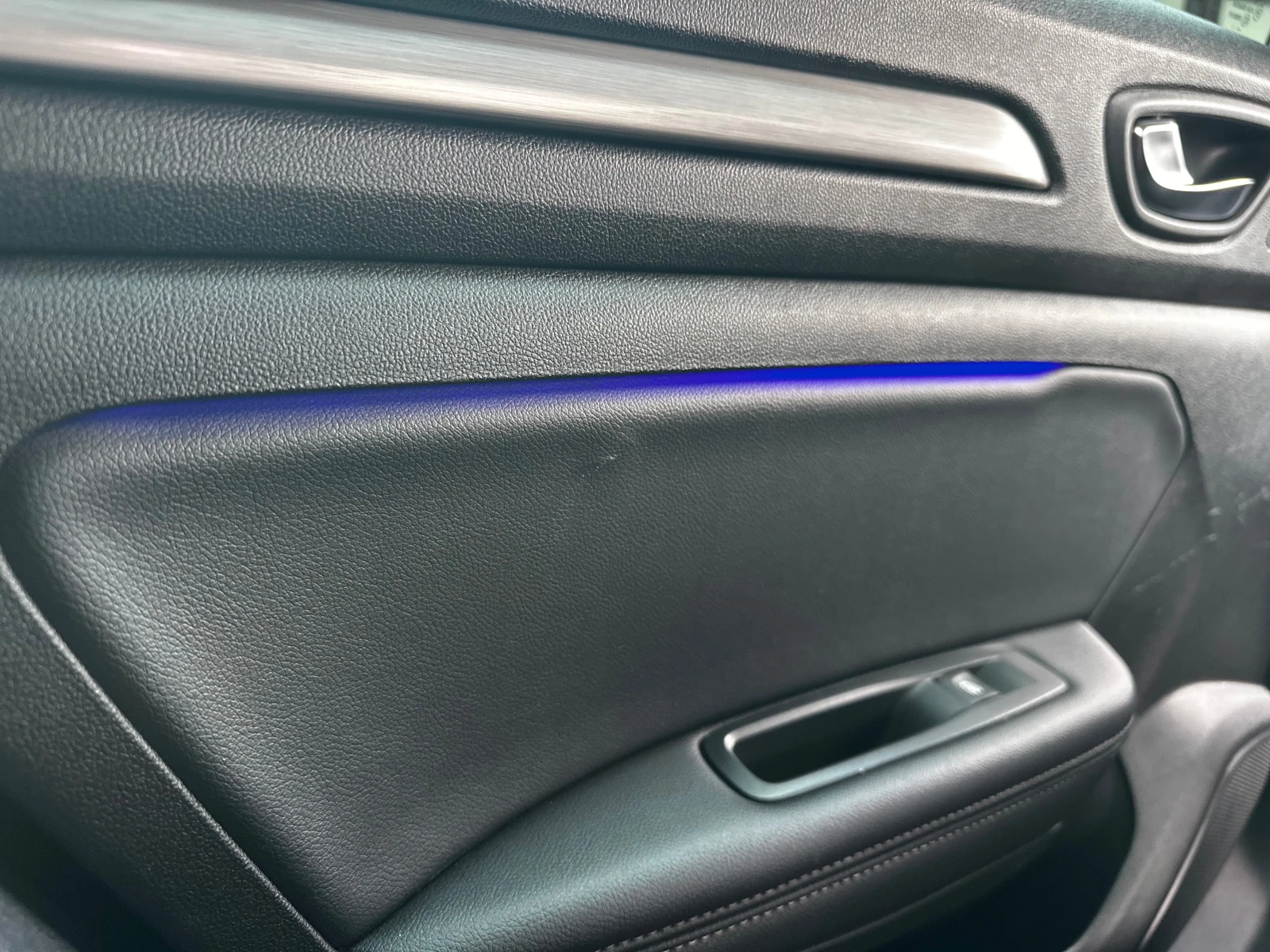 Renault Megane 1.5DCI 110к.с Автомат* Full, снимка 14 - Автомобили и джипове - 54246973