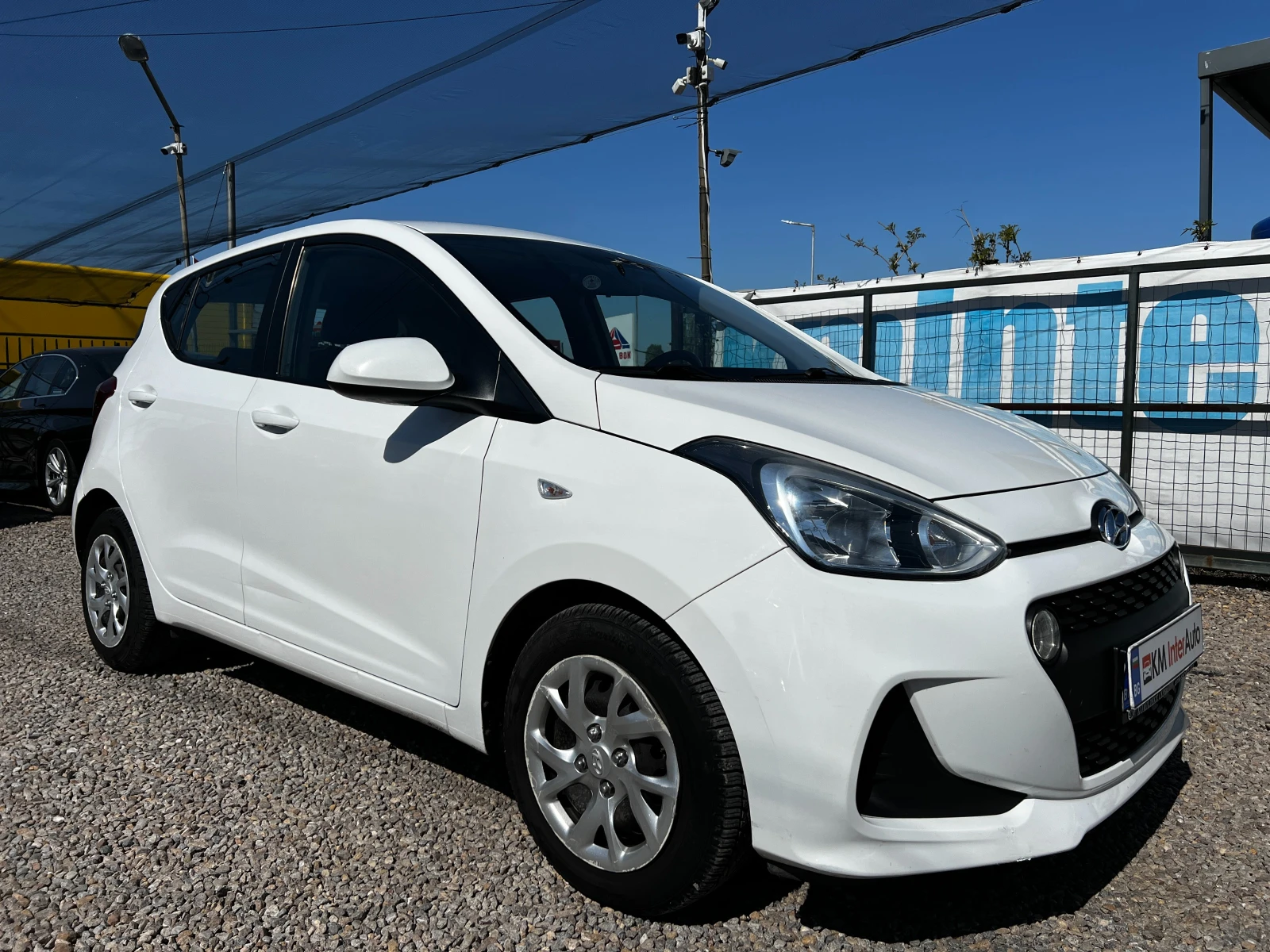 Hyundai I10 1.0i EURO-6B LPG/ЗАКУПЕН ОТ БГ/РЕАЛЕН ПРОБЕГ, снимка 3 - Автомобили и джипове - 54429183