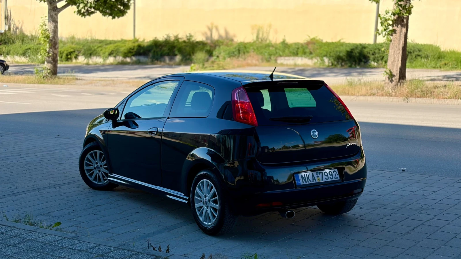 Fiat Punto Grande 1.3Multijet SPORT, снимка 6 - Автомобили и джипове - 54968612