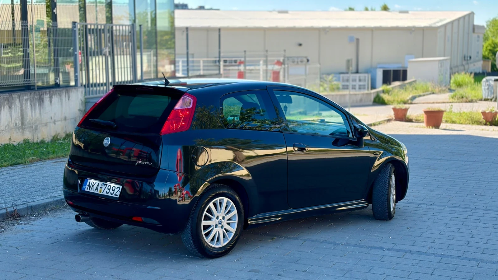 Fiat Punto Grande 1.3Multijet SPORT, снимка 4 - Автомобили и джипове - 54968612