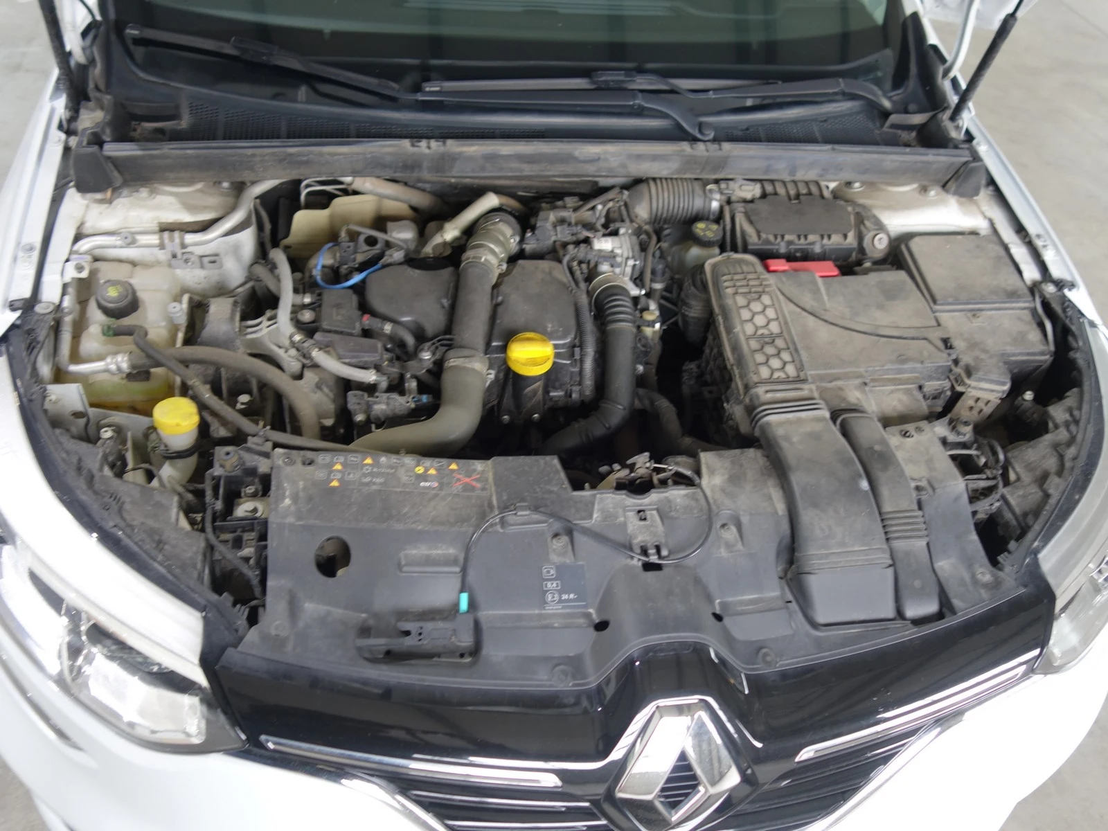 Renault Megane, снимка 4 - Автомобили и джипове - 55084977