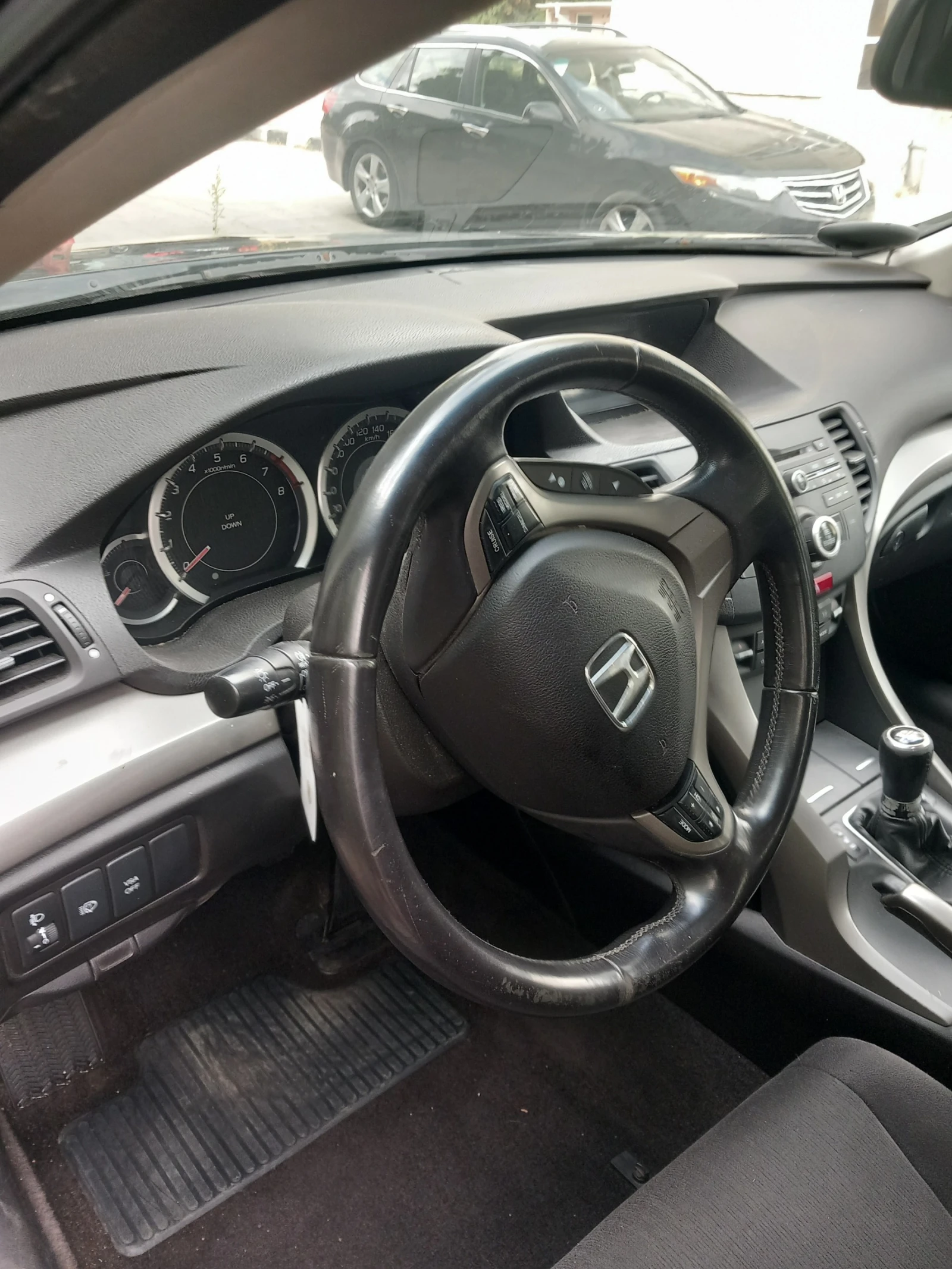 Honda Accord 2.0 benzin, снимка 7 - Автомобили и джипове - 55186218