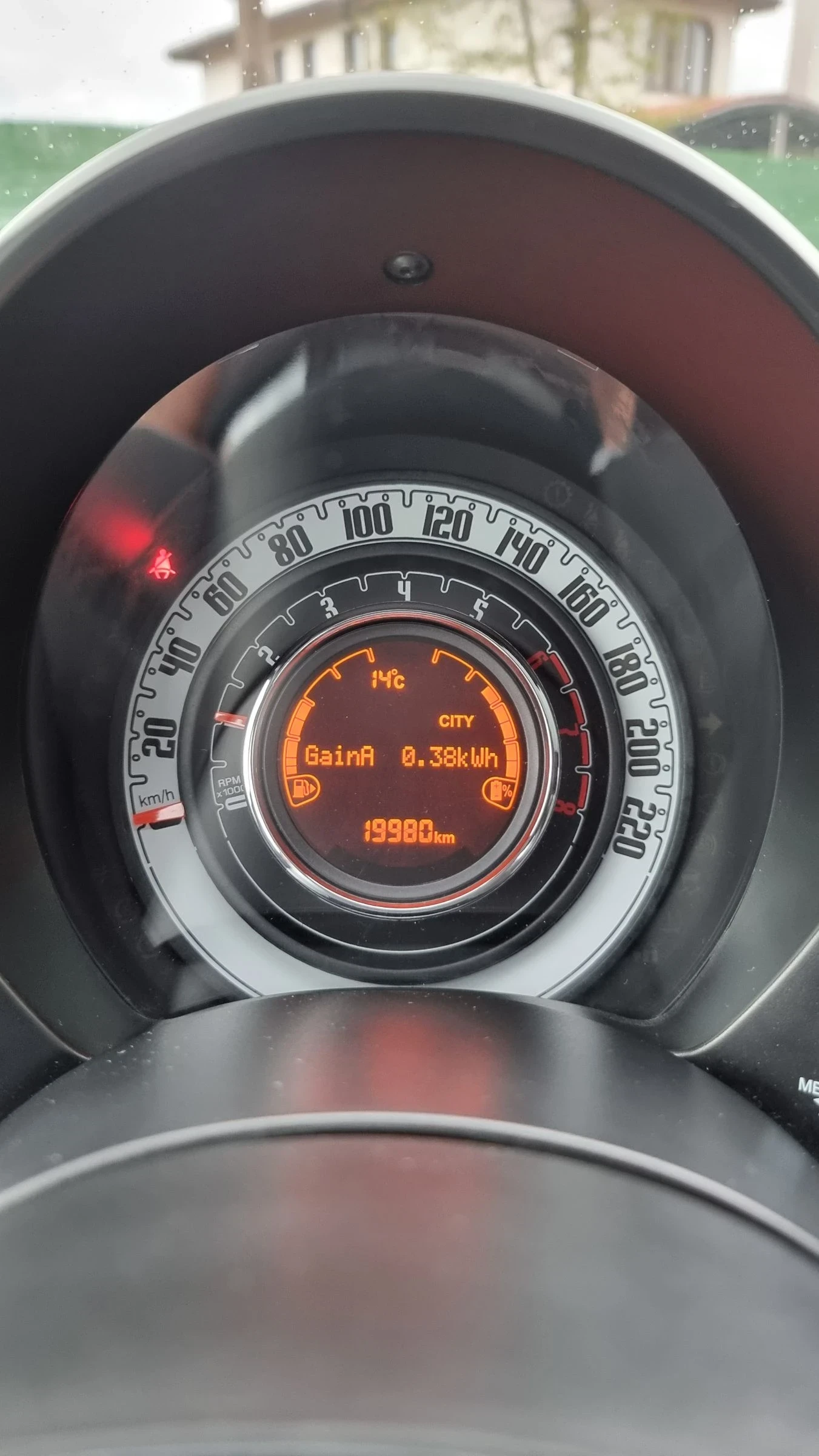 Fiat 500 1.0 Mild Hybrid Dolce Vita, снимка 6 - Автомобили и джипове - 55329435