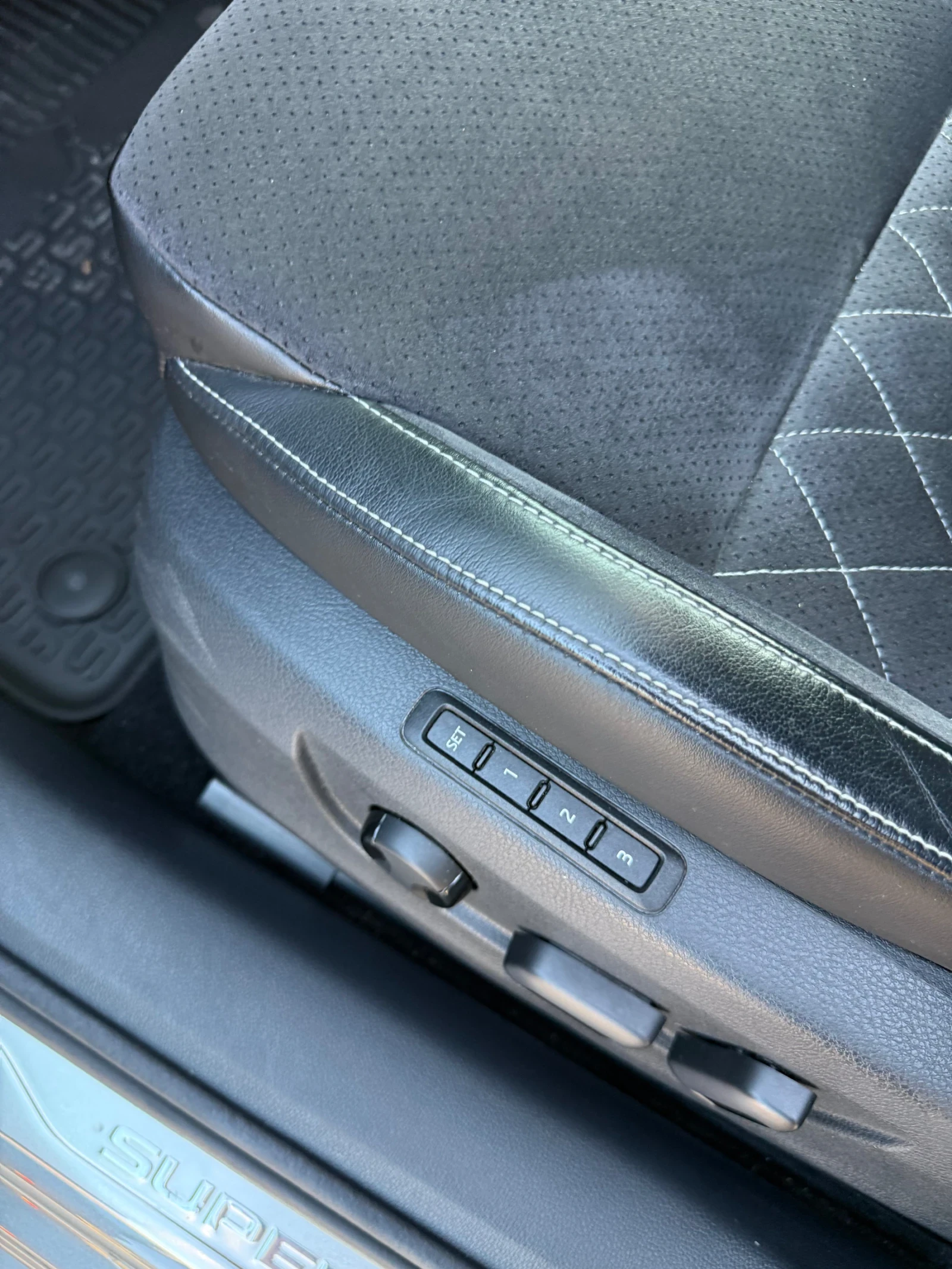 Skoda Superb, снимка 8 - Автомобили и джипове - 55956908