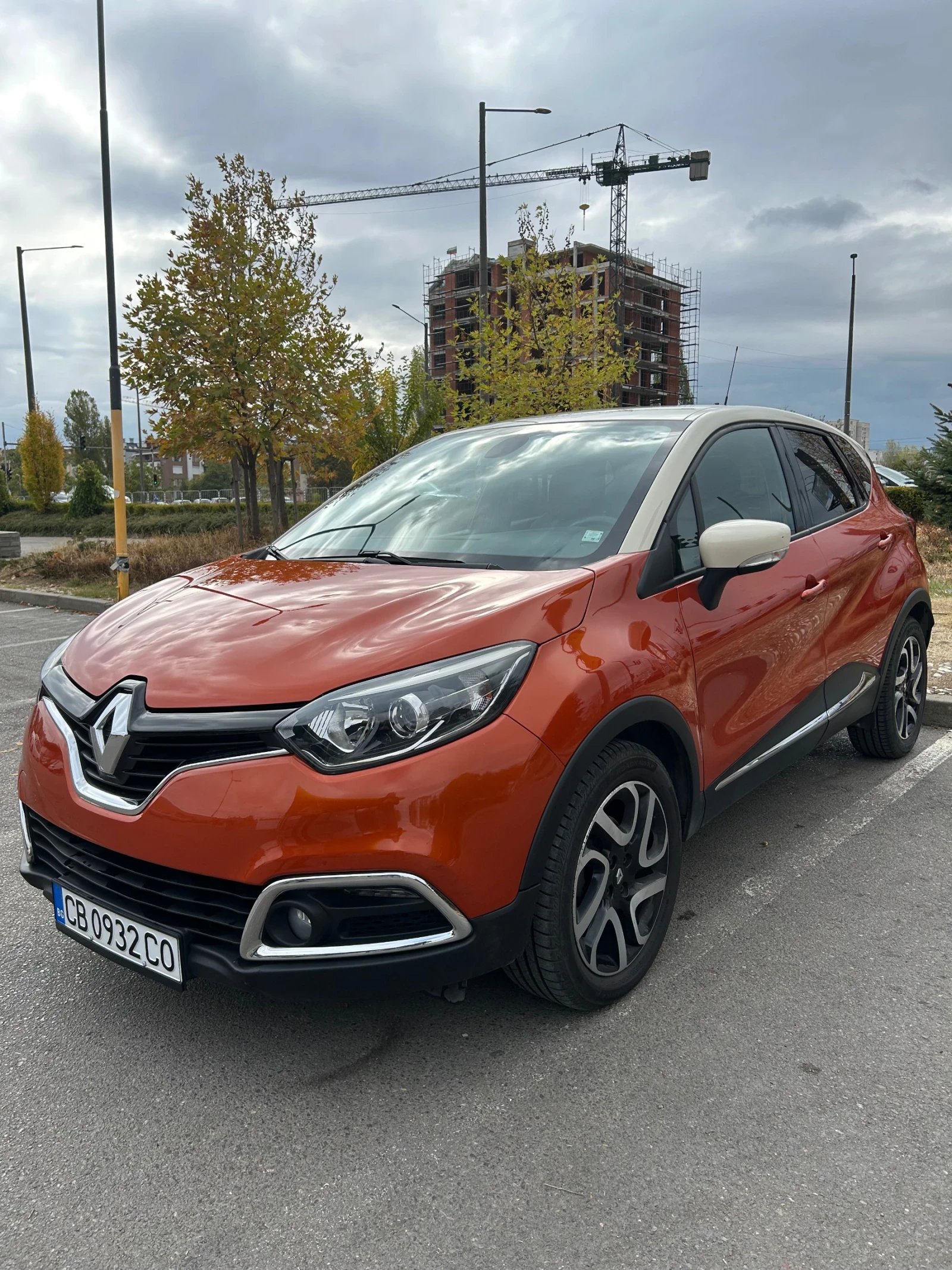 Renault Captur 1.2 TCe, снимка 2 - Автомобили и джипове - 56551483