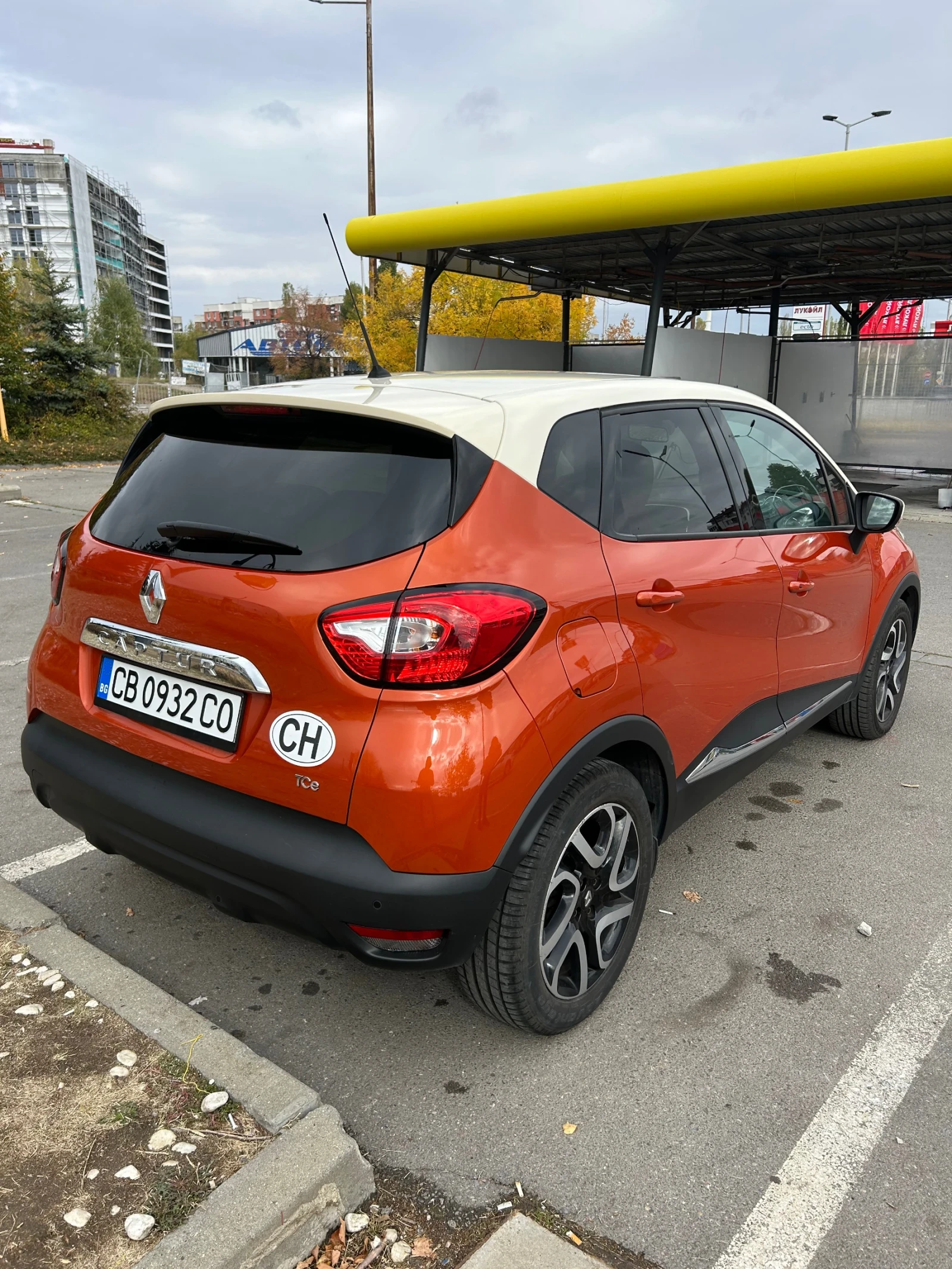 Renault Captur 1.2 TCe, снимка 4 - Автомобили и джипове - 56551483