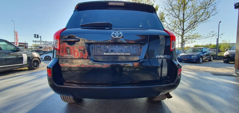 Toyota Rav4 2.2 D-CAT 4WD, снимка 6 - Автомобили и джипове - 50097223
