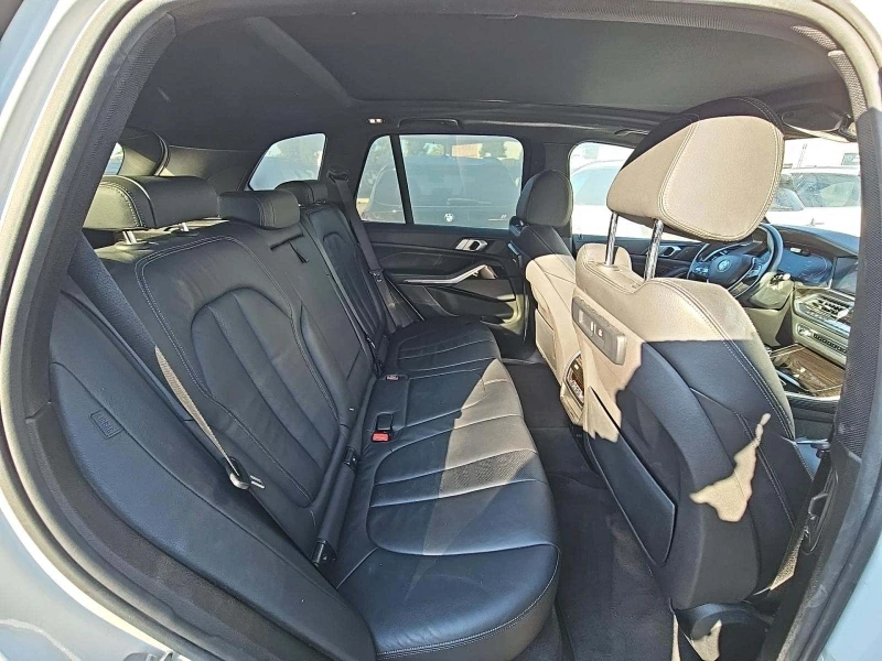 BMW X5 * TOP* PANO* GESTURE CONTROL* BLIND SPOT* HUD* H&K, снимка 13 - Автомобили и джипове - 52496475