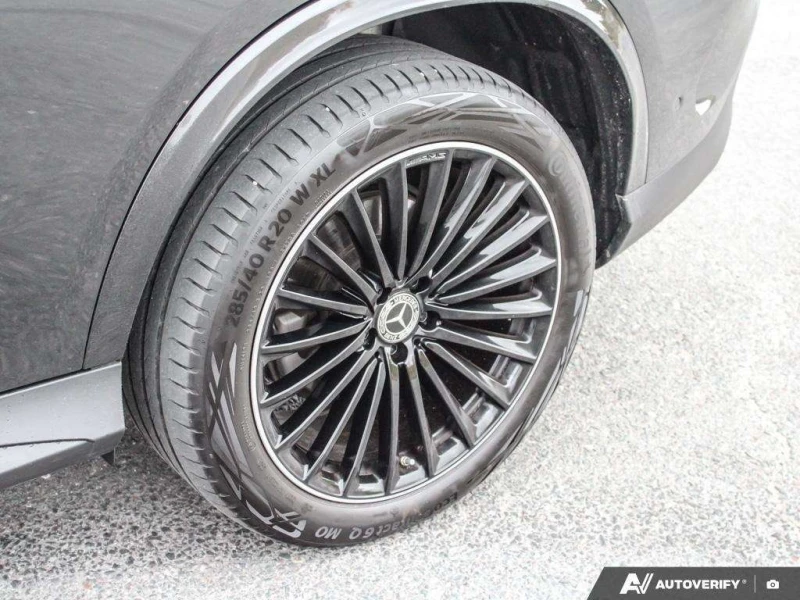 Mercedes-Benz GLC 300 2024 COUPE 4MATIC * CARFAX* ЦЕНА ДО БЪЛГАРИЯ, снимка 9 - Автомобили и джипове - 53214845