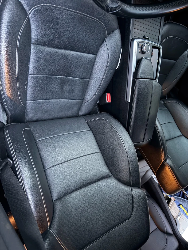 Mercedes-Benz ML 350 * HARMAN* KEYLESS* * PANORAMA* * 6.3OPTIC* * FULL*, снимка 12 - Автомобили и джипове - 53311163