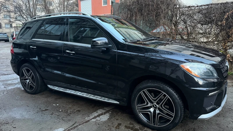 Mercedes-Benz ML 350 * HARMAN* KEYLESS* * PANORAMA* * 6.3OPTIC* * FULL*, снимка 4 - Автомобили и джипове - 53311163