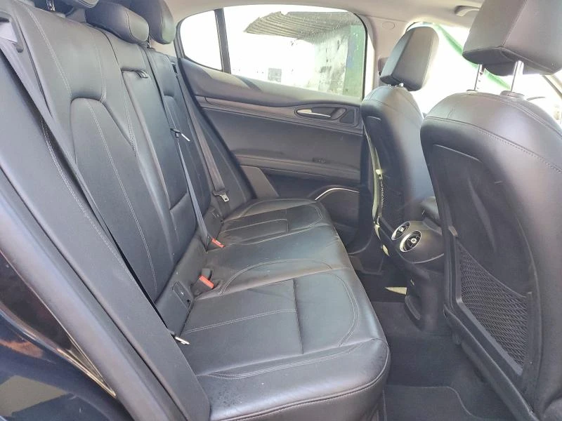 Alfa Romeo Stelvio  AWD, снимка 11 - Автомобили и джипове - 54691146