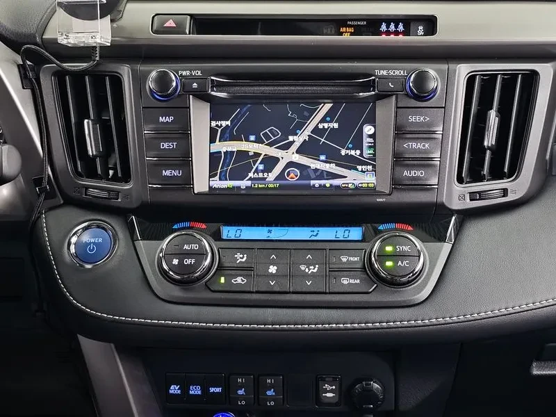 Toyota Rav4 2.5 4Wd hybrid generation, снимка 14 - Автомобили и джипове - 56220704